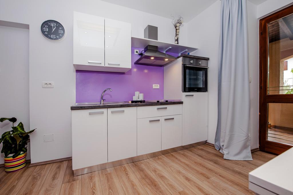 רוביני Apartment Api מראה חיצוני תמונה